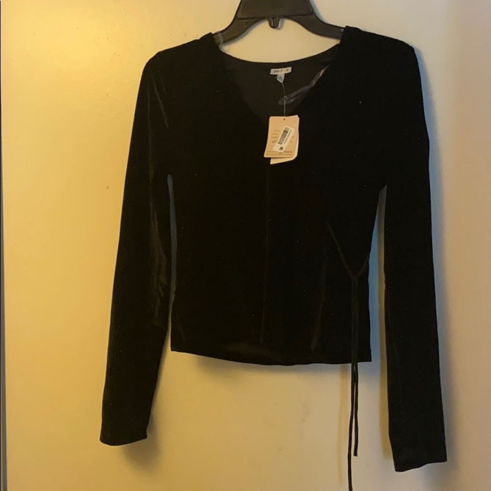 Self Love Juniors NWT LS Top